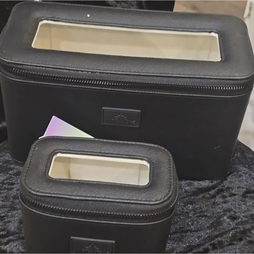 Impressions Cyprus‎ Essentials 2-PC Case Set- Black